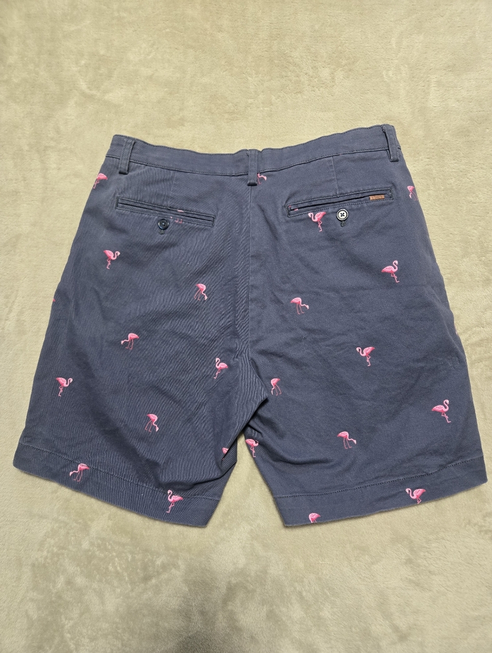 Chaps Chino Shorts Flamingo All-over Print Mens Size 33 Beach Preppy - Picture 2 of 7